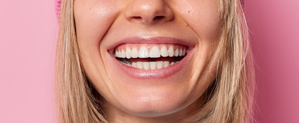 Mewing Teeth Position: The Right Way To Do it! | Mewing.coach